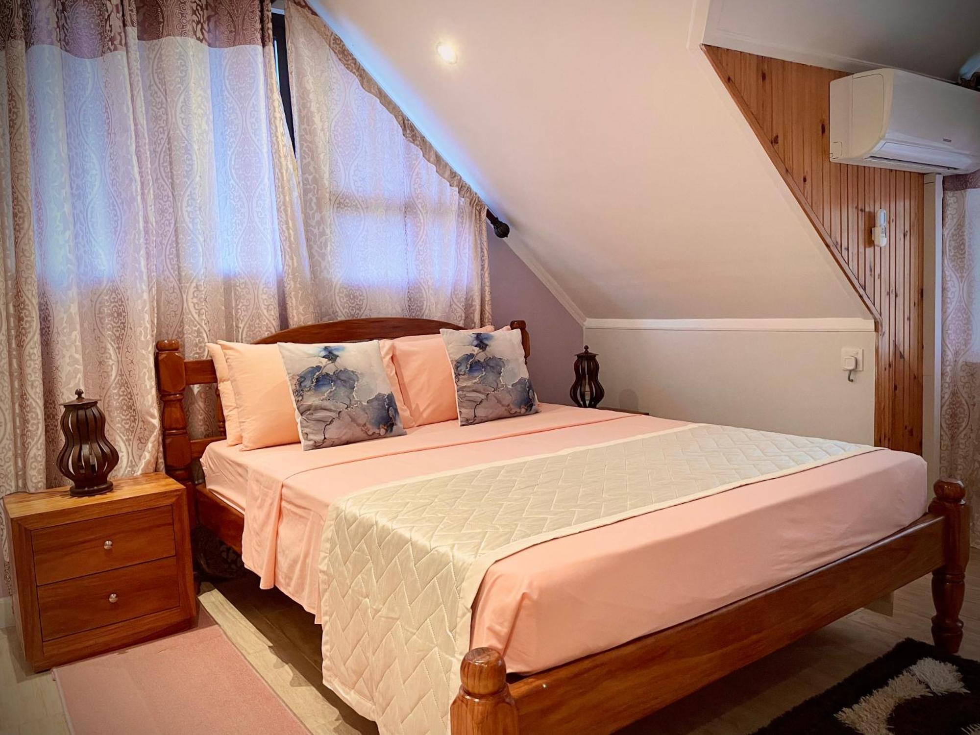 Belle Montagne Holiday Apartments Grand Anse  ภายนอก รูปภาพ